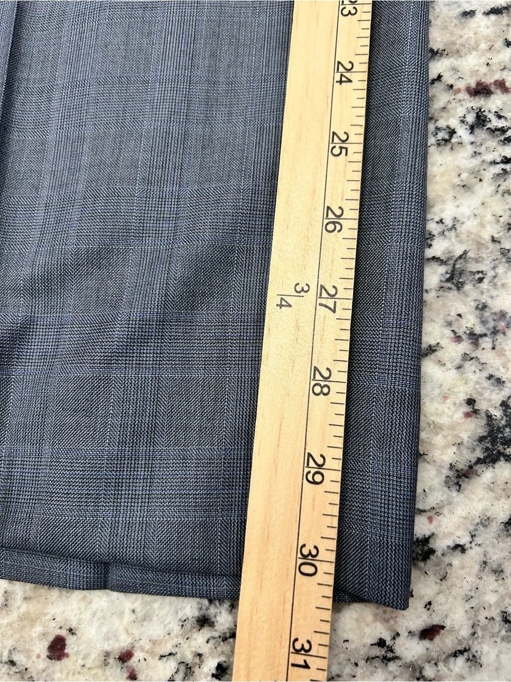 Jos. A. Bank Signature Collection Men's Gray Plaid Two-Piece Suit 48R Wool Silk